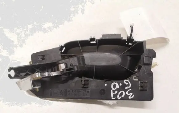Peugeot 307 Rear door interior handle 9643604477
