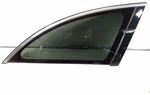 Mercedes-Benz R W251 Rear side window A2516703450