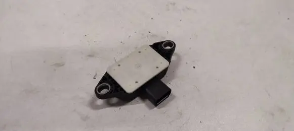 Chevrolet Volt I ESP acceleration yaw rate sensor 13500996 0265005791 5000090