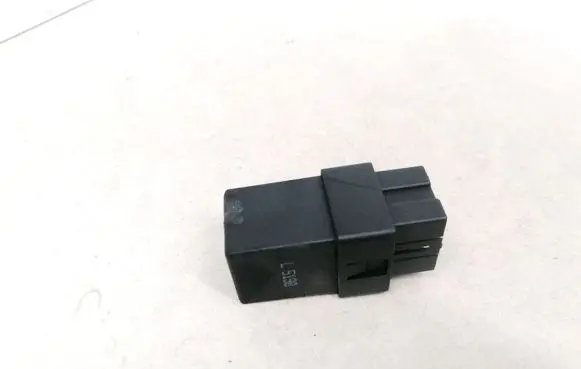 Volvo S40, V40 Other relay MB954185 72TM200