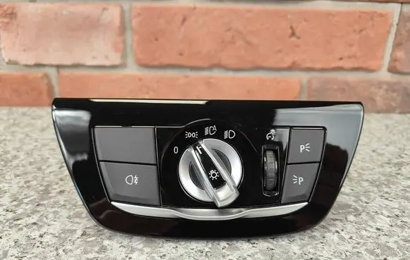 BMW 6 G32 Gran Turismo Light switch 9472969 5A67871