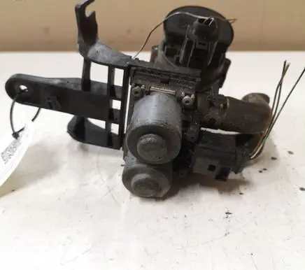 Audi A6 S6 C6 4F Coolant heater control valve 4F2959617 1147412178