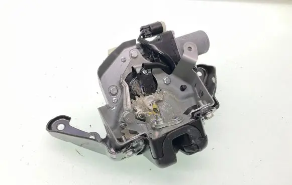 Lexus RX 450H Tailgate/trunk/boot lock/catch/latch 1638000770