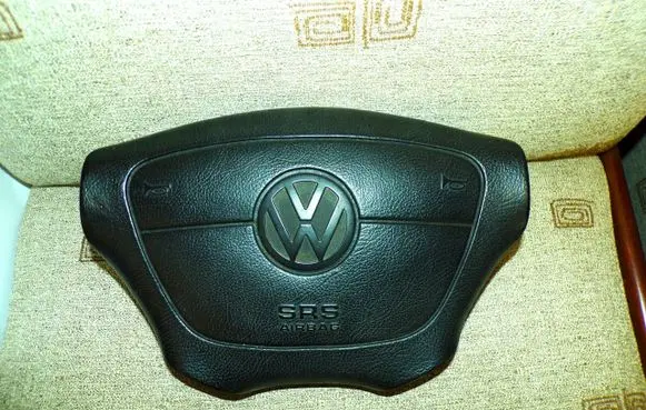 Volkswagen II LT Side airbag YJ1G2M3SBZW