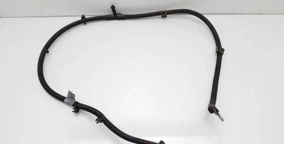 Mercedes-Benz A W176 Wires (starter motor) A2465402610