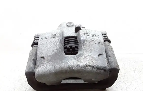 Mercedes-Benz C W204 Front brake caliper