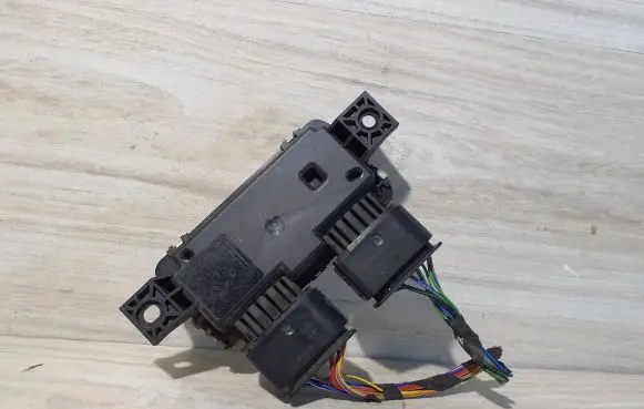 Mercedes-Benz Sprinter W907 W910 Fuel injection pump control unit/module A0009008214 A0009015303