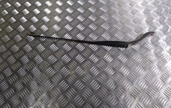 Honda Civic Front wiper blade arm