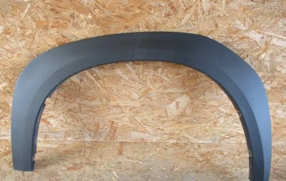 Suzuki SX4 S-Cross Front arch trim 7722163T0