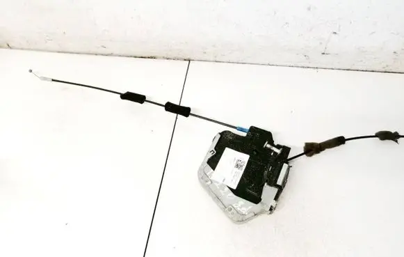 Lexus IS 220D-250-350 Front door lock