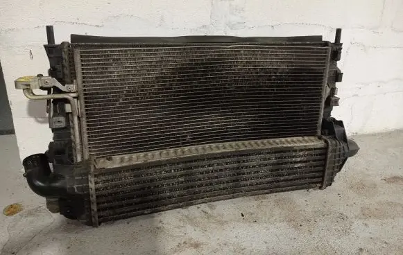 Volvo V50 Radiator set 0130307142 31356002 3M5HBC607RJ