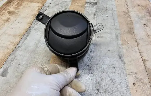 Mazda 2 Dash center air vent grill D65264930 66K6269