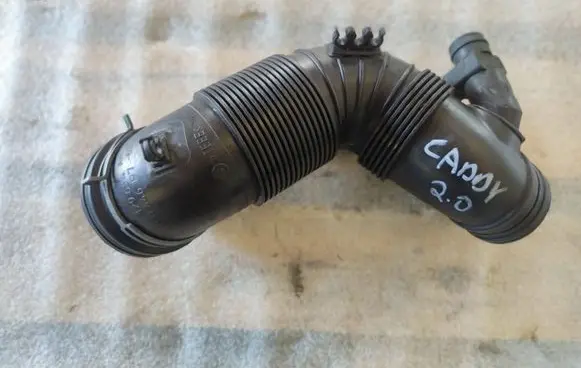 Volkswagen Caddy Air intake hose/pipe