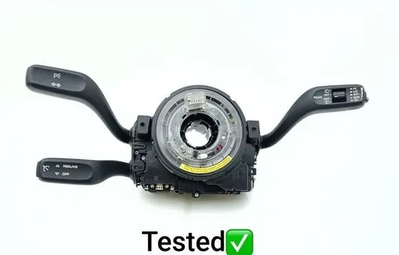 Wiper turn signal indicator stalk/switch