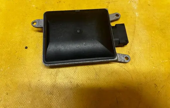 Porsche Panamera (970) Blind spot module 97061877051