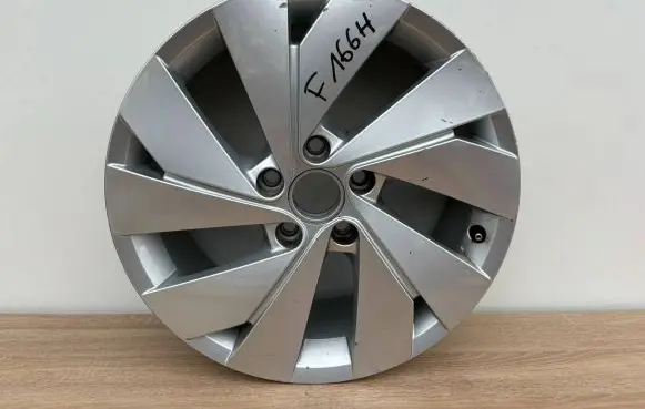 Volkswagen Golf VIII R17 alloy rim 5H0601025B