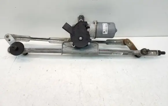 Chrysler Town & Country V Front wiper linkage and motor 05113043AC
