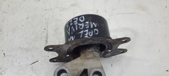 Opel Meriva A Gearbox mount 13109200