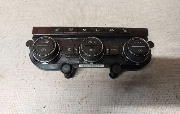 Volkswagen Golf VII Climate control unit 5G0907044BE 5HB01118187