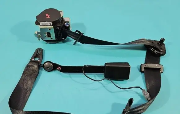 Renault Clio IV Front seatbelt 868856883R IMPRK1580702