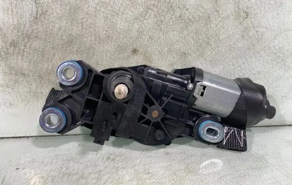 Volvo V70 Rear window wiper motor 53029212 30663891