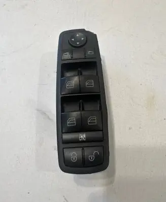 Mercedes-Benz A W169 Electric window control switch A1698206610 03728260