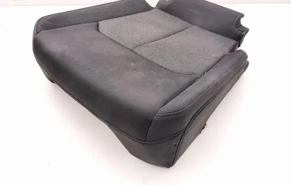 Audi Q3 F3 Rear seat 83A885040B 002953299 83A885032B