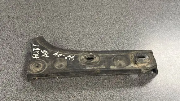 Audi A6 S6 C5 4B Front bumper mounting bracket 4B0807284B