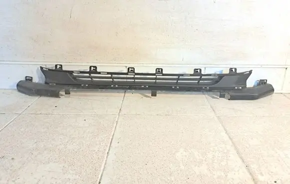 Peugeot 208 Front bumper lower grill 9810516180 1609874X 689241X