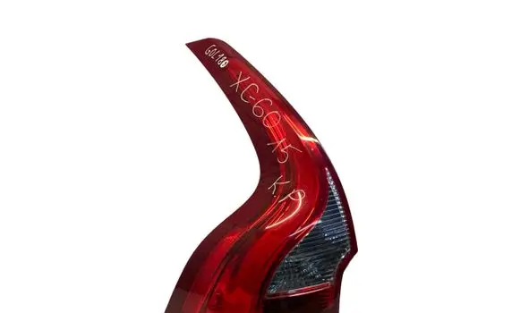 Volvo XC60 Rear/tail lights 31323034 L90007892