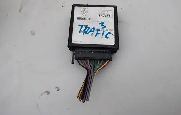 Renault Trafic III (X82) Tow bar relay 