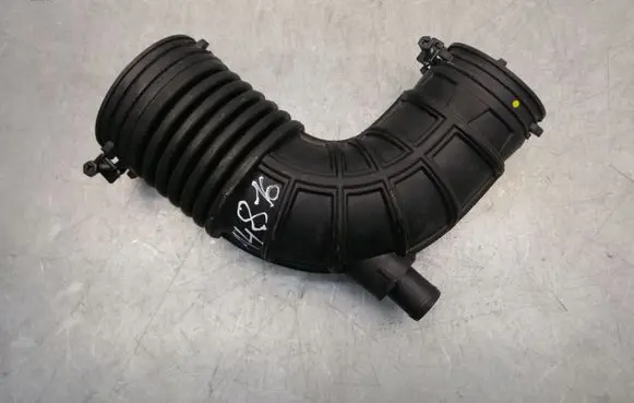 KIA Ceed Air intake hose/pipe 28139F3700