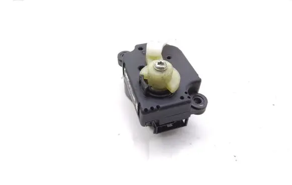 Renault Latitude (L70) Air flap motor/actuator EAI256 V8384001U