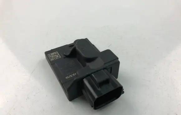 Volvo XC90 Fuel injection pump control unit/module 31478784