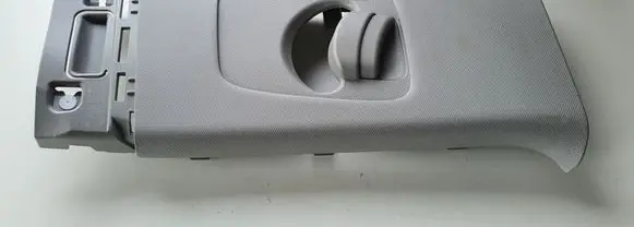 KIA Stonic Seat belt trim 85843H8000