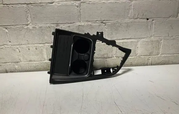 BMW 4 F36 Gran coupe Cup holder front 9323675 58450713