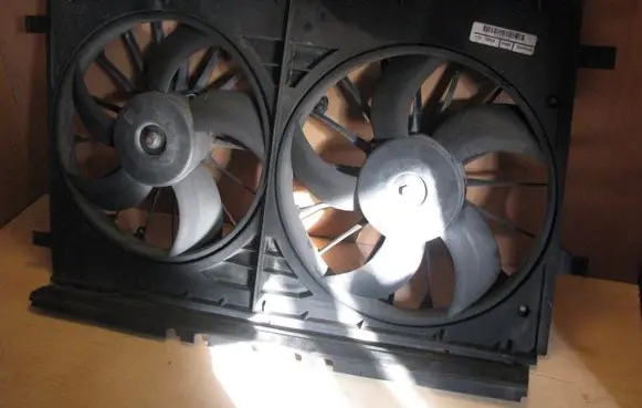 Dodge Avenger Fan set 