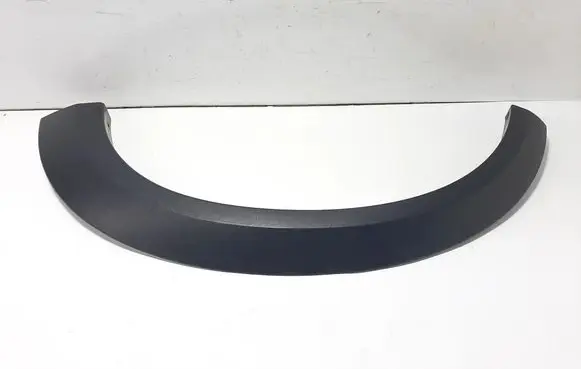 Volvo XC70 Front arch trim 31283104