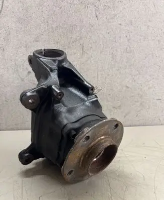 BMW X4 F26 Front wheel hub 6857414