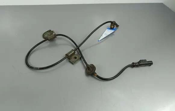 Subaru Legacy ABS brake wheel speed sensor 27540AG00