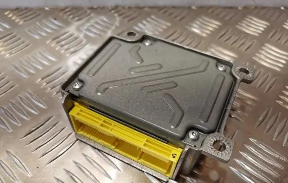 Mercedes-Benz ML W163 Airbag control unit/module A1635422918