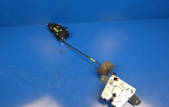 Mercedes-Benz ML AMG W166 Tailgate/trunk/boot lock/catch/latch A1667500259