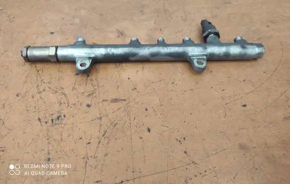 Fuel main line pipe