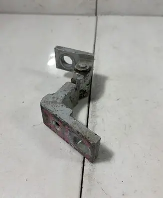 Audi A6 S6 C5 4B Front door lower hinge 