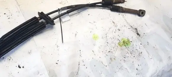 Gear shift cable linkage