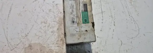 Audi A4 S4 B5 8D Central locking vacuum pump 8L0862257