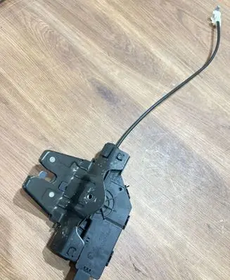 BMW 3 E90 E91 Tailgate/trunk/boot lock/catch/latch 8196401
