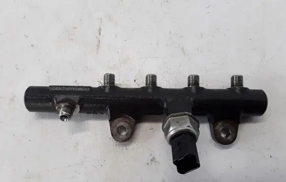 Renault Kadjar Fuel main line pipe 8201225030