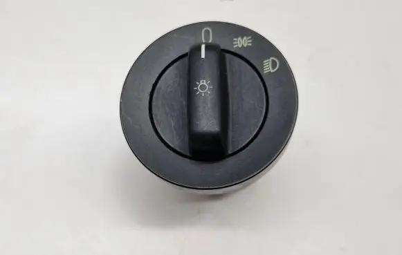 BMW 7 E38 Light switch 8363683