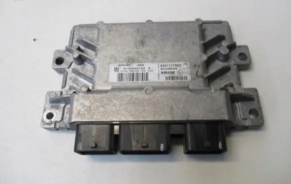Dacia Sandero Engine control unit/module ECU